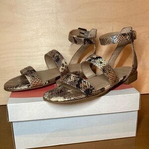 SOUL Naturalizer Snakeskin Pattern Sandals size - 9